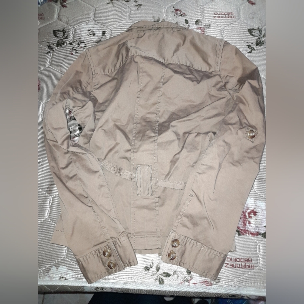 Jacket - Picture 2 of 5
